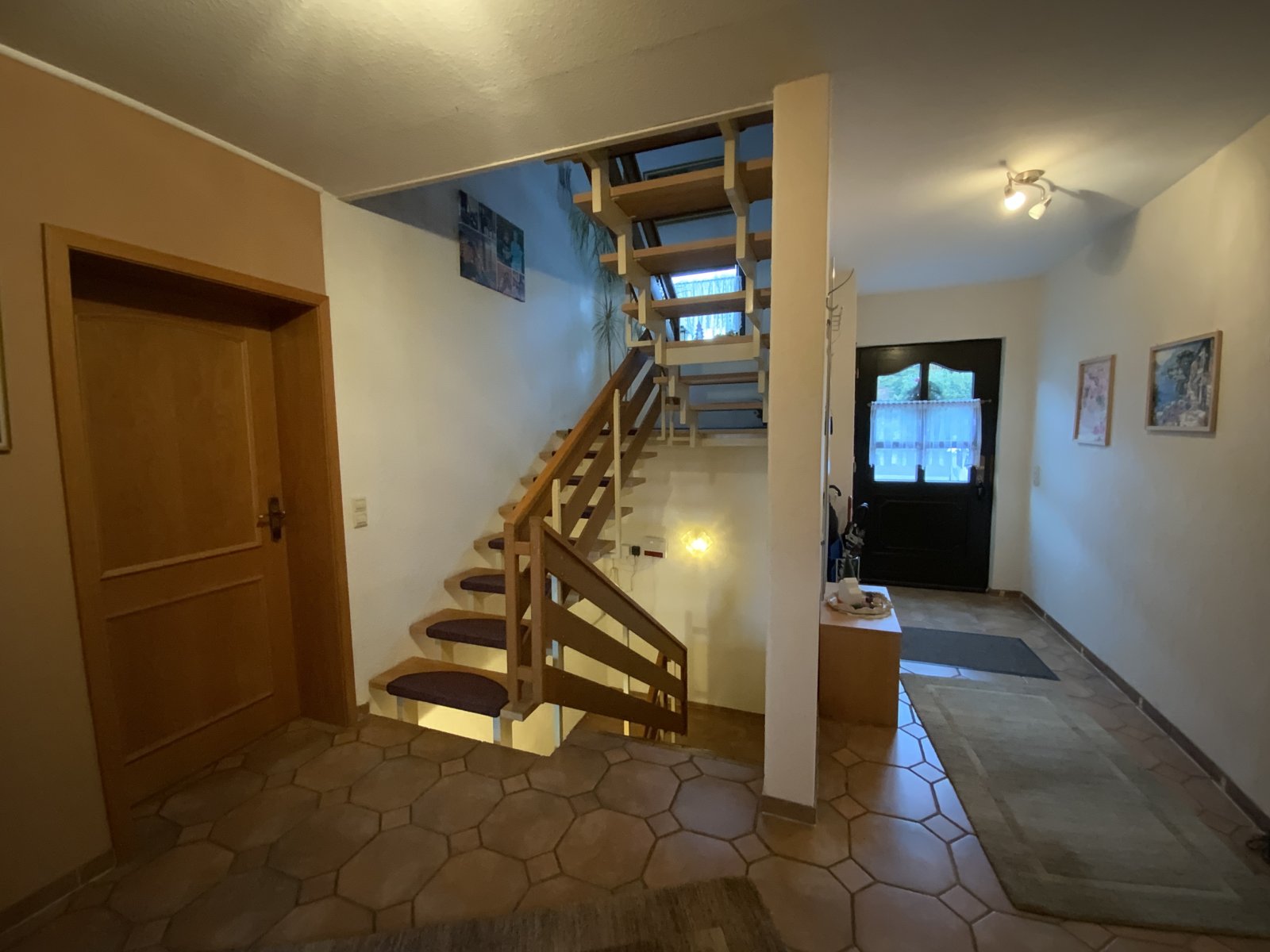 DHH inkl. Einliegerwohnung